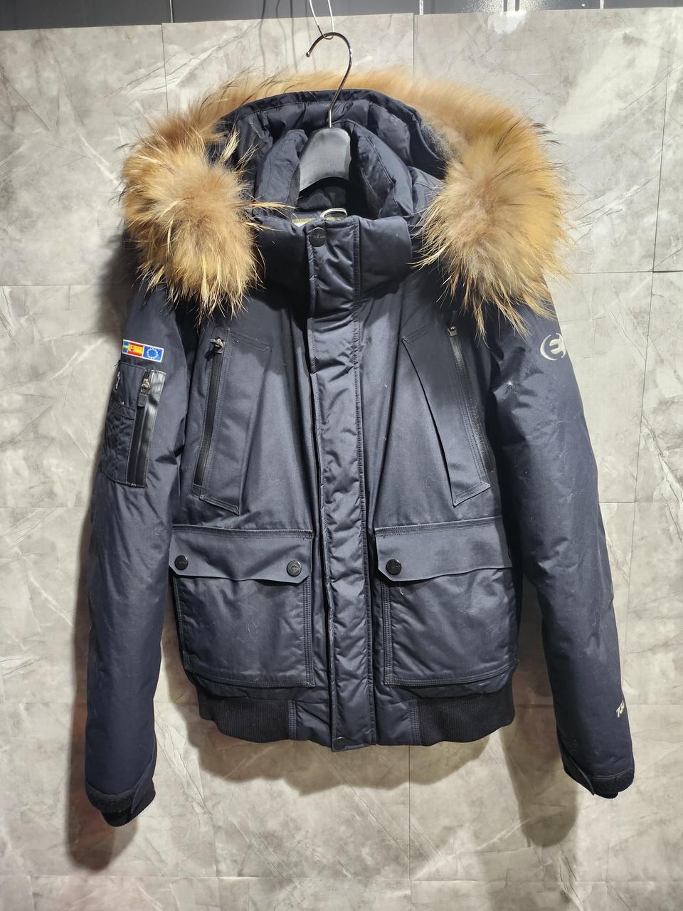 아이더 블랙 라쿤 후드 점퍼