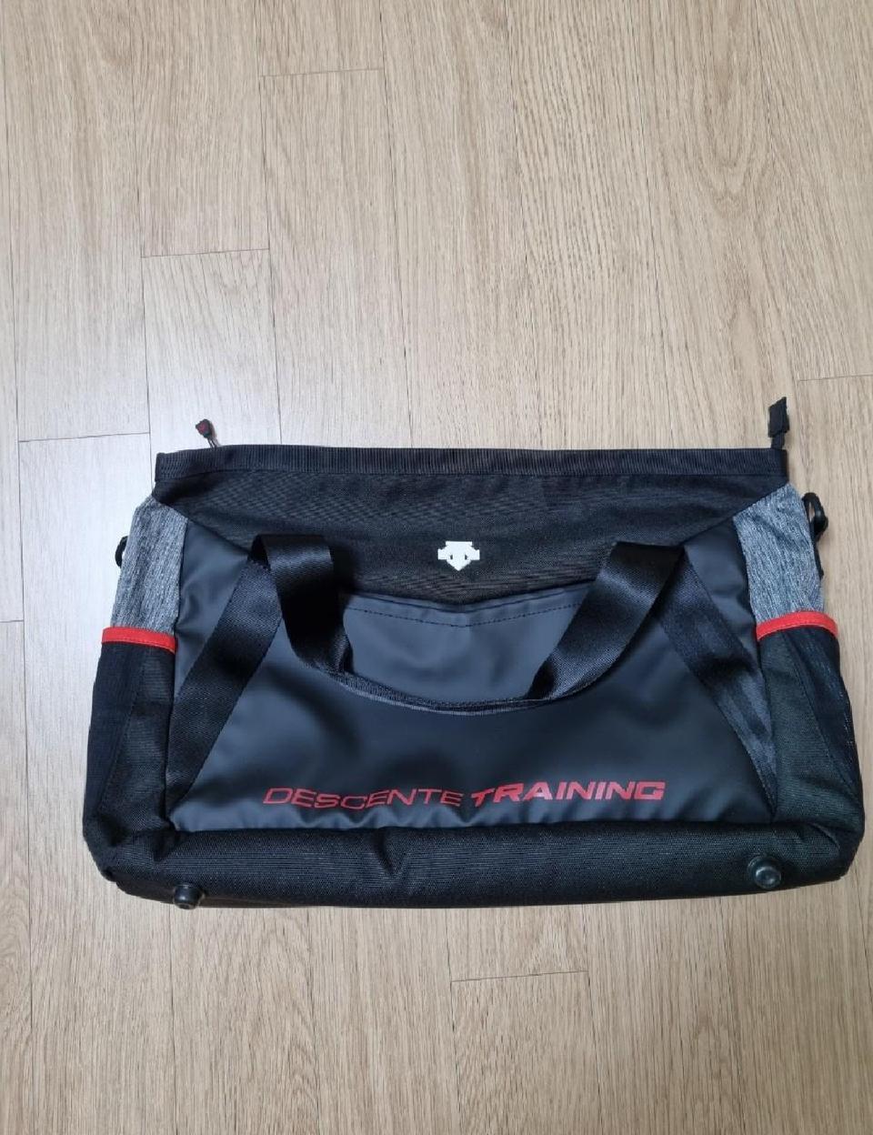 데상트 가방(새상품)