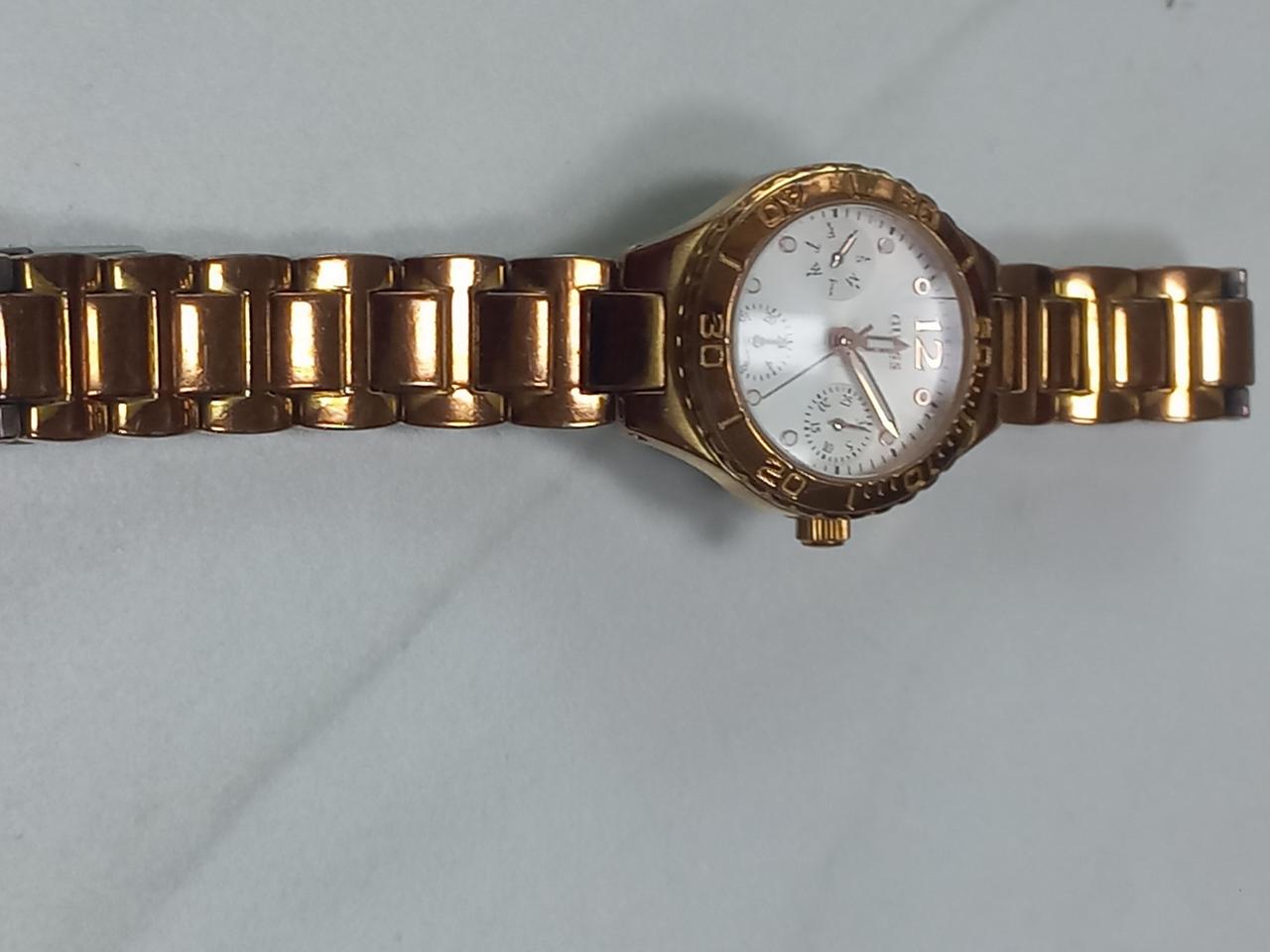 게스여성용시계