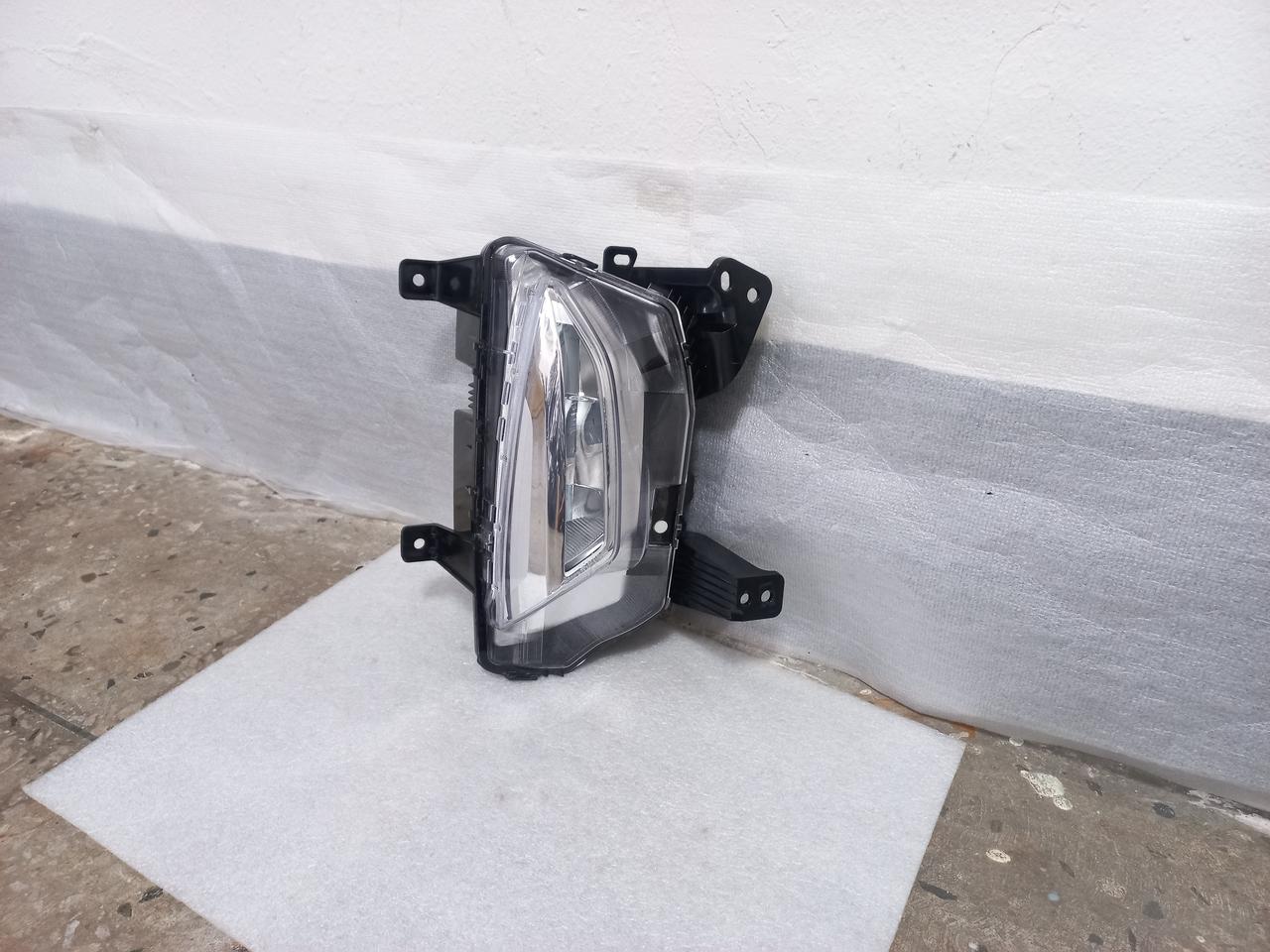 더넥스트이쿼녹스 조수석 LED 안개등