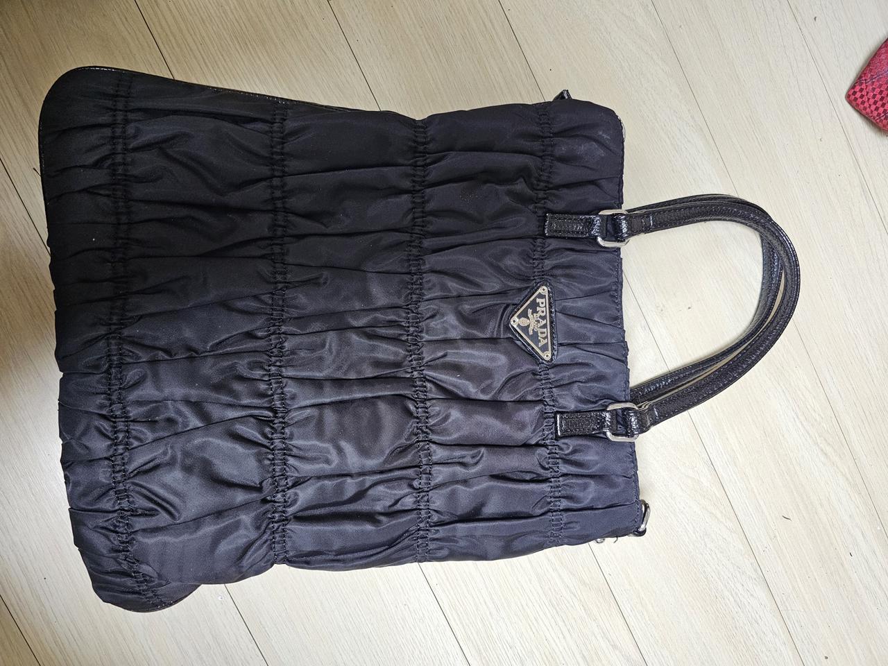 프라다 포코노 숄더백