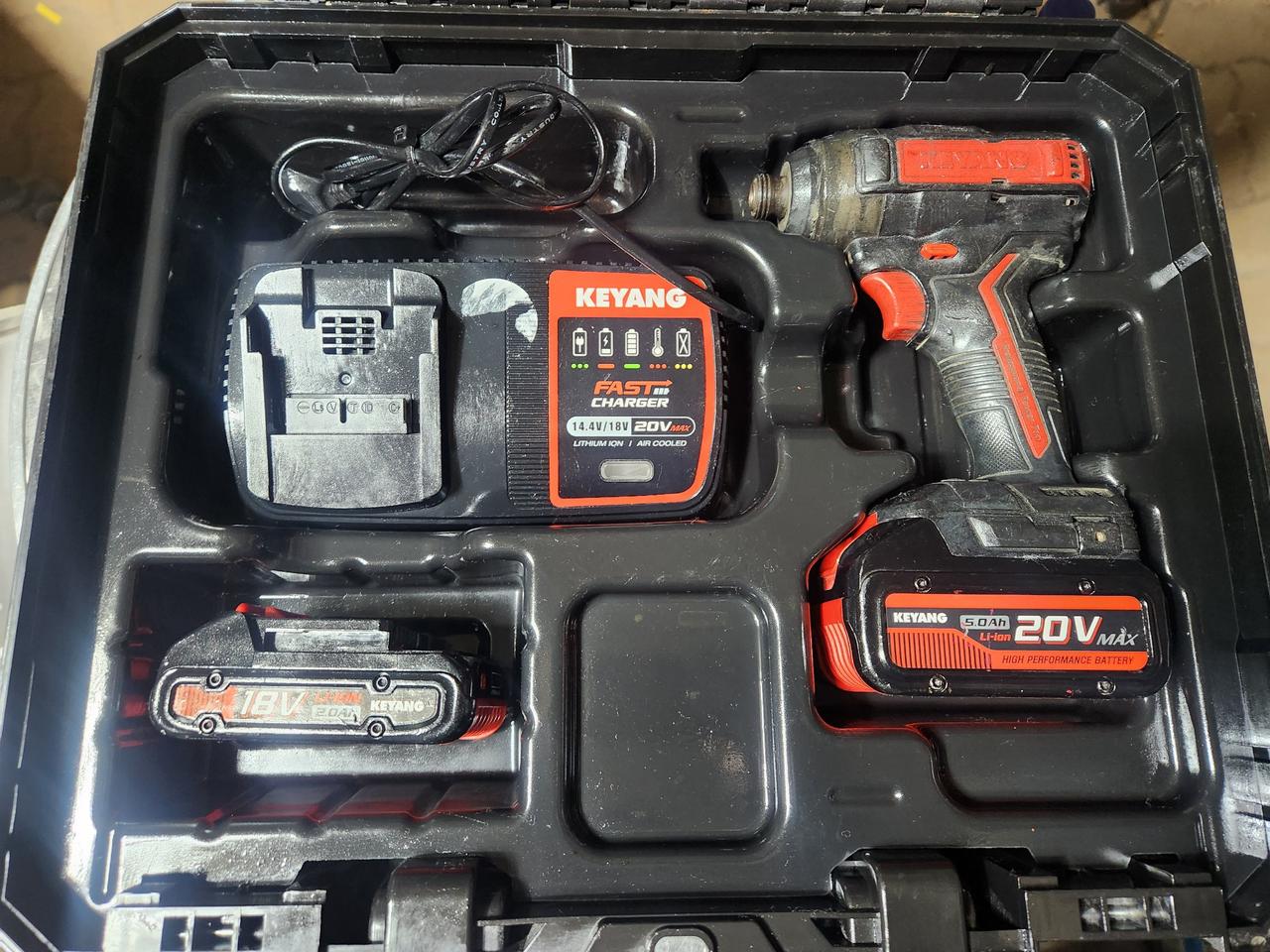 계양 18v 충전임팩 ID18BLA 팝니다