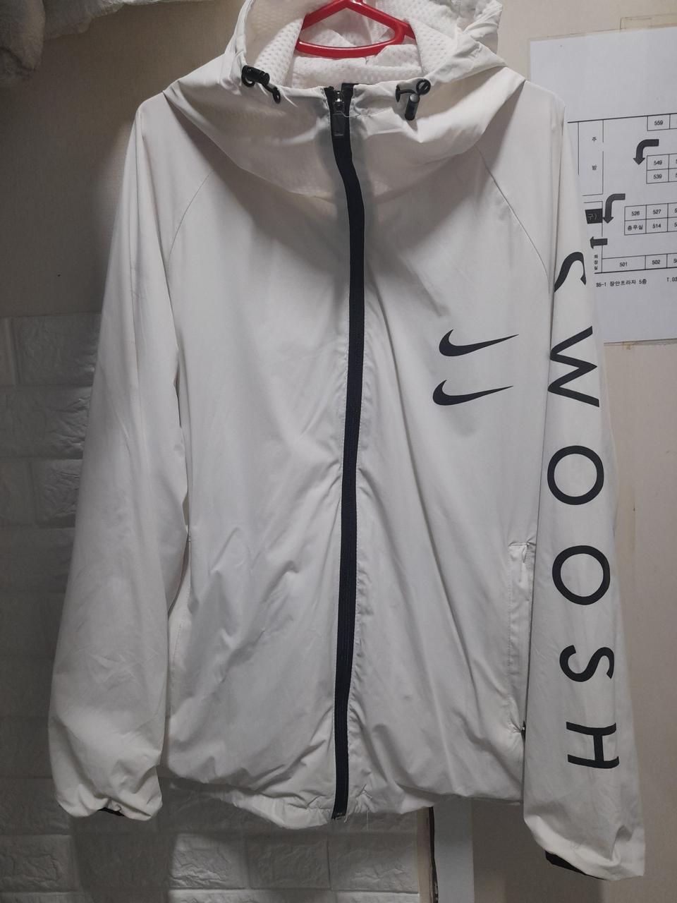나이키 스우시 우븐 바람막이-L