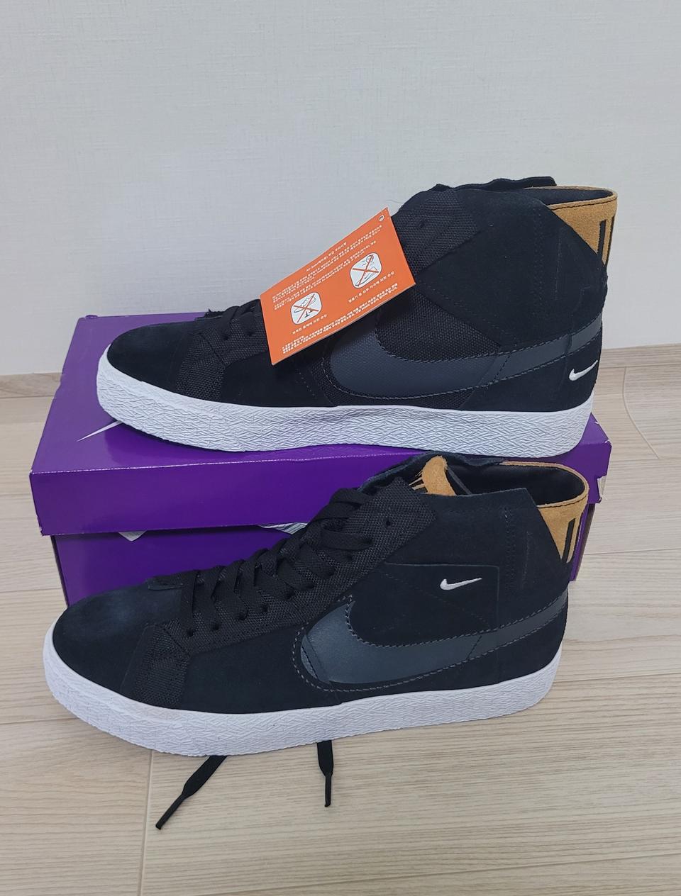 새상품)나이키 SB 줌 블레이저 미드 스니커즈 프리미엄 블랙