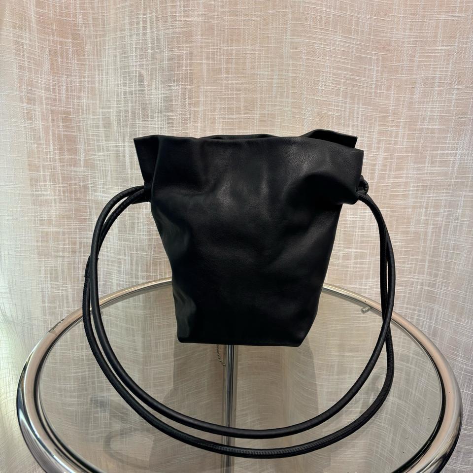 천연가죽 숄더백