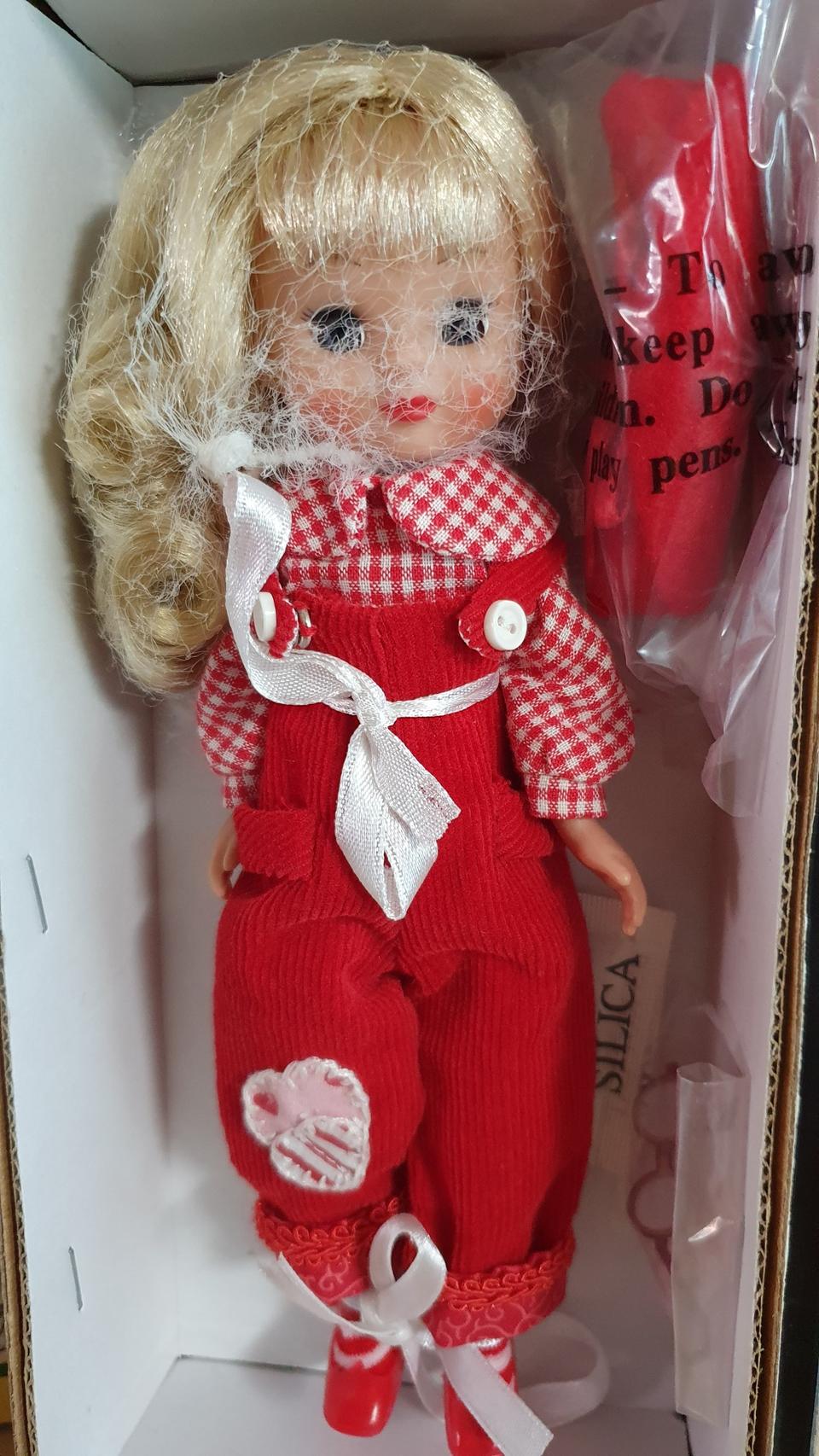 앤에스텔 8" Tonner Mary Engelbreit