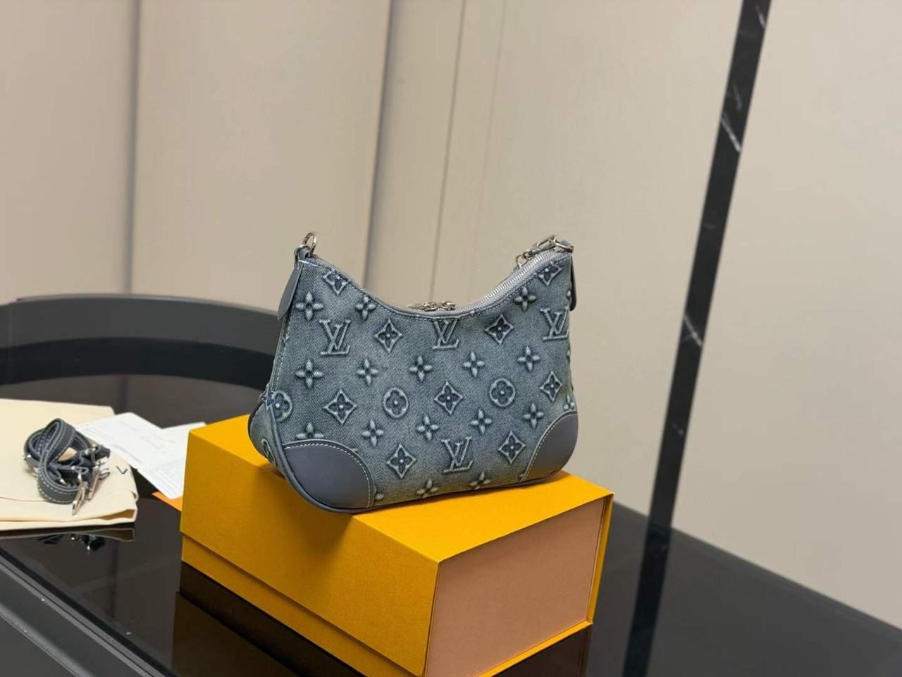 루이비통 데님백