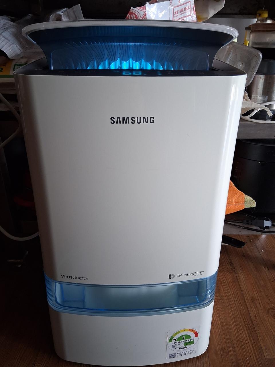 삼성 디지털 인버터 고급 제습기 대용량 15리터 결로방지예방 물잘빨립니다