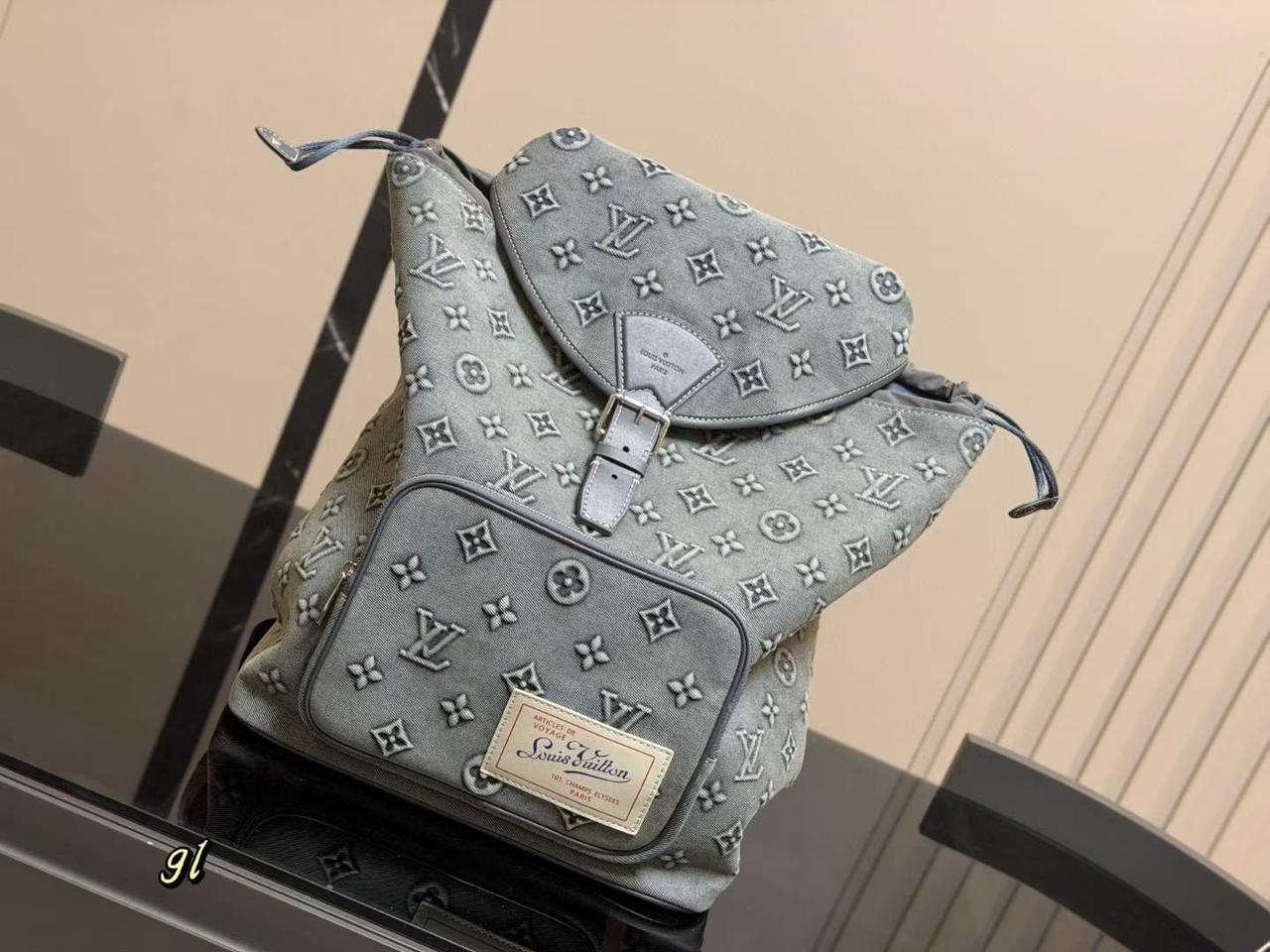 루이비통 데님 백팩
