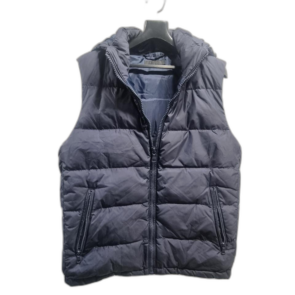 유니클로 후드 패딩 조끼