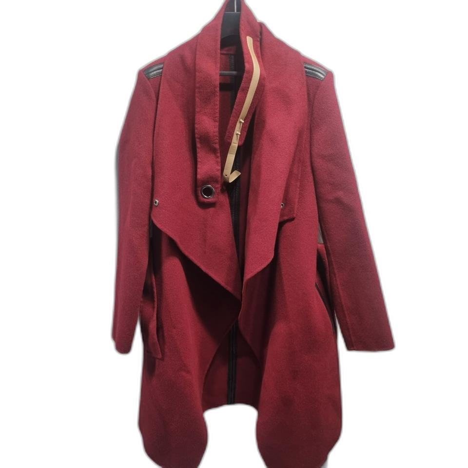 와인색 오픈형 롱 코트