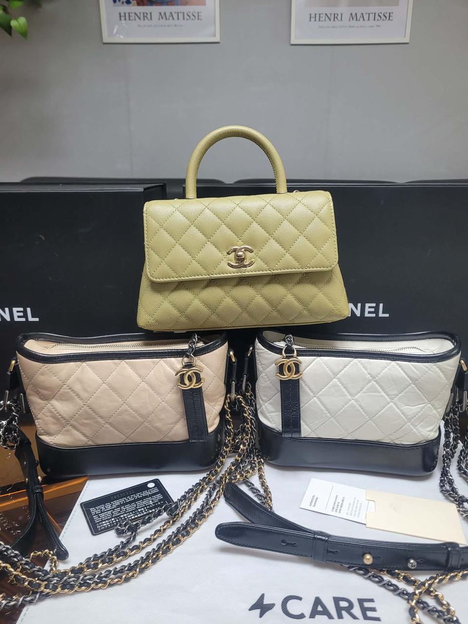 샤넬 가브리엘 호보 스몰970만. 각각340씩 베이지 흰색