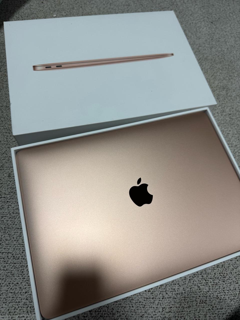 맥북에어 M1 13인치 로즈골드 16메모리 256GB 풀박스