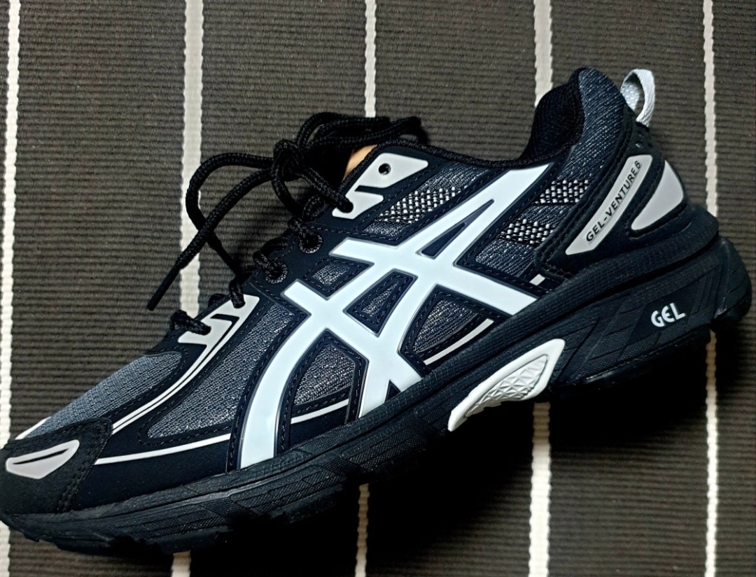 아식스 젤벤처 블랙 240 새상품