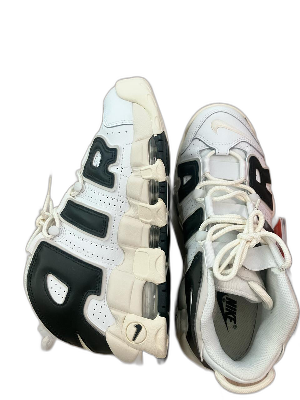 새생품)나이키 업템포 250