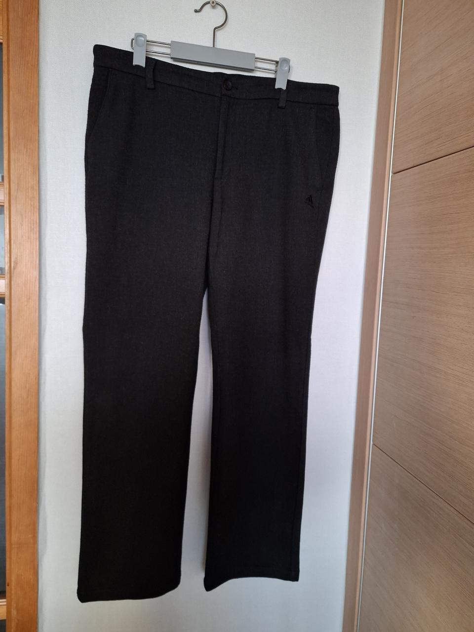 미착용 아디다스 블랙 기모밴딩바지 110