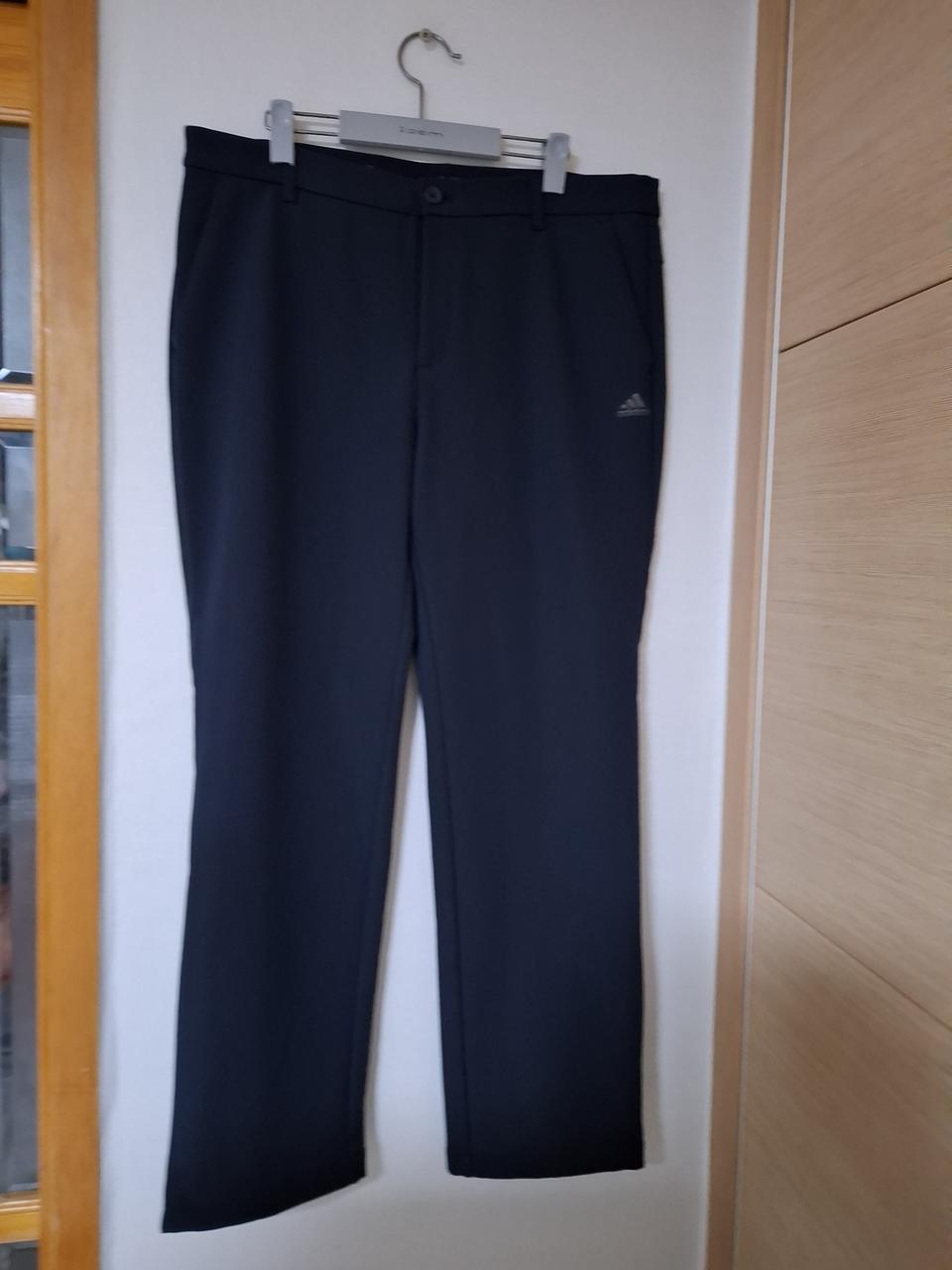 미착용 아디다스 기모밴딩바지 2xl