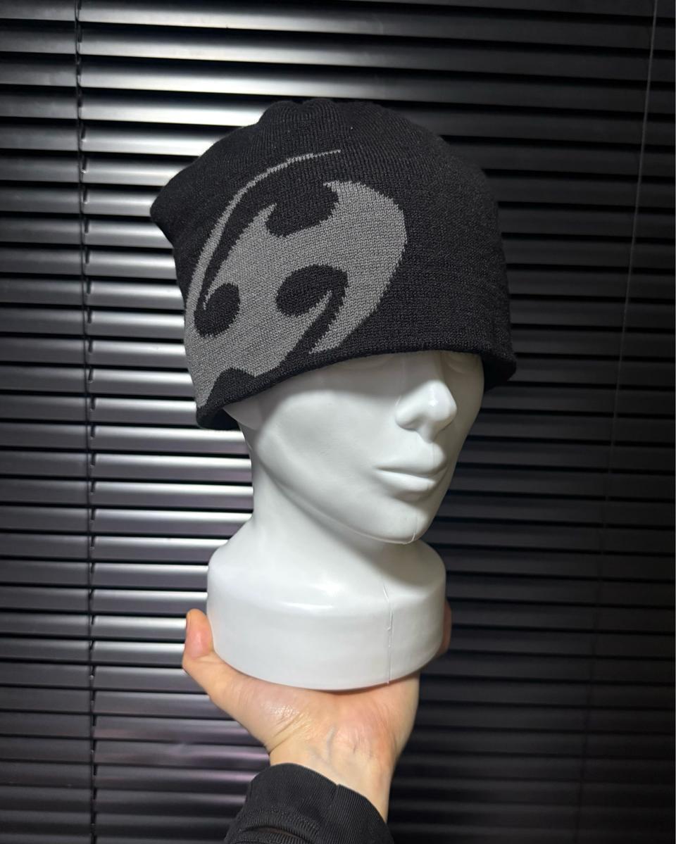 산산기어 블랙 차콜 그레이 숏 로고 비니 고프코어 스트릿패션 방한 모자