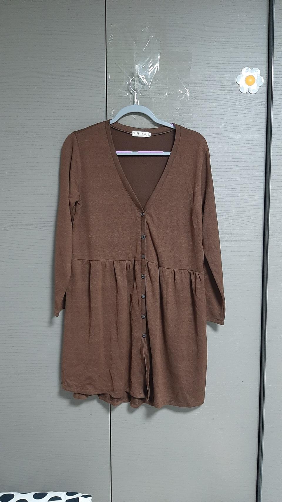 (새상품)니트셔츠형미디원피스