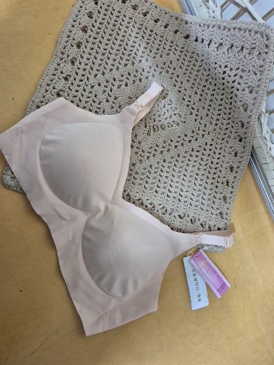 미사용!!해외여성무봉제브라XXL90