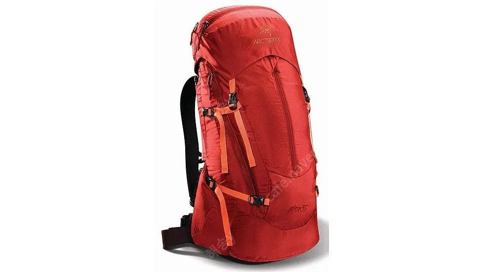 아크테릭스 알트라 토비코(M 35 L)