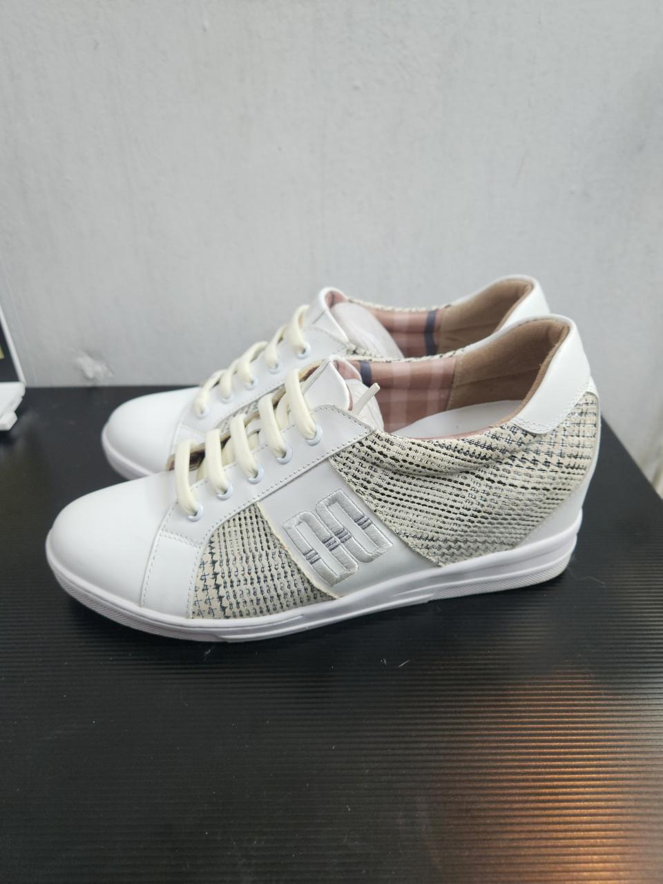 (정품) 닥스 여성 스니커즈 (250)