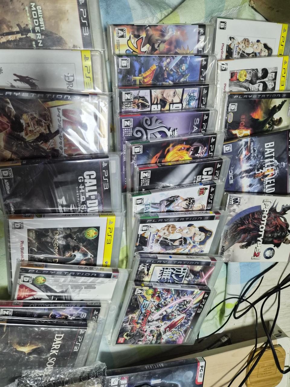 플스순정본체+플스3게임내장하드본체+게임22개+킬좀컬렉터즈일괄다드립니다
