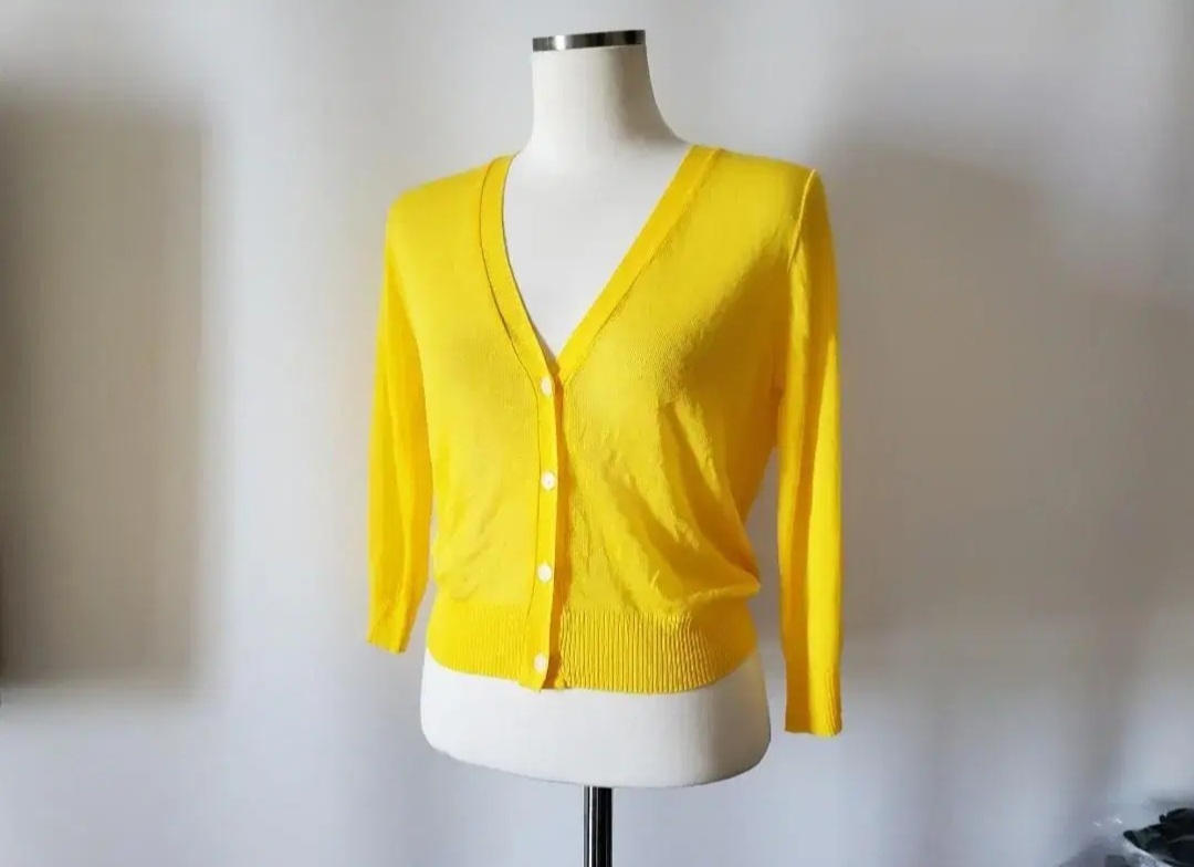 [♡BIG SALE♡]비비드 브이 가디건