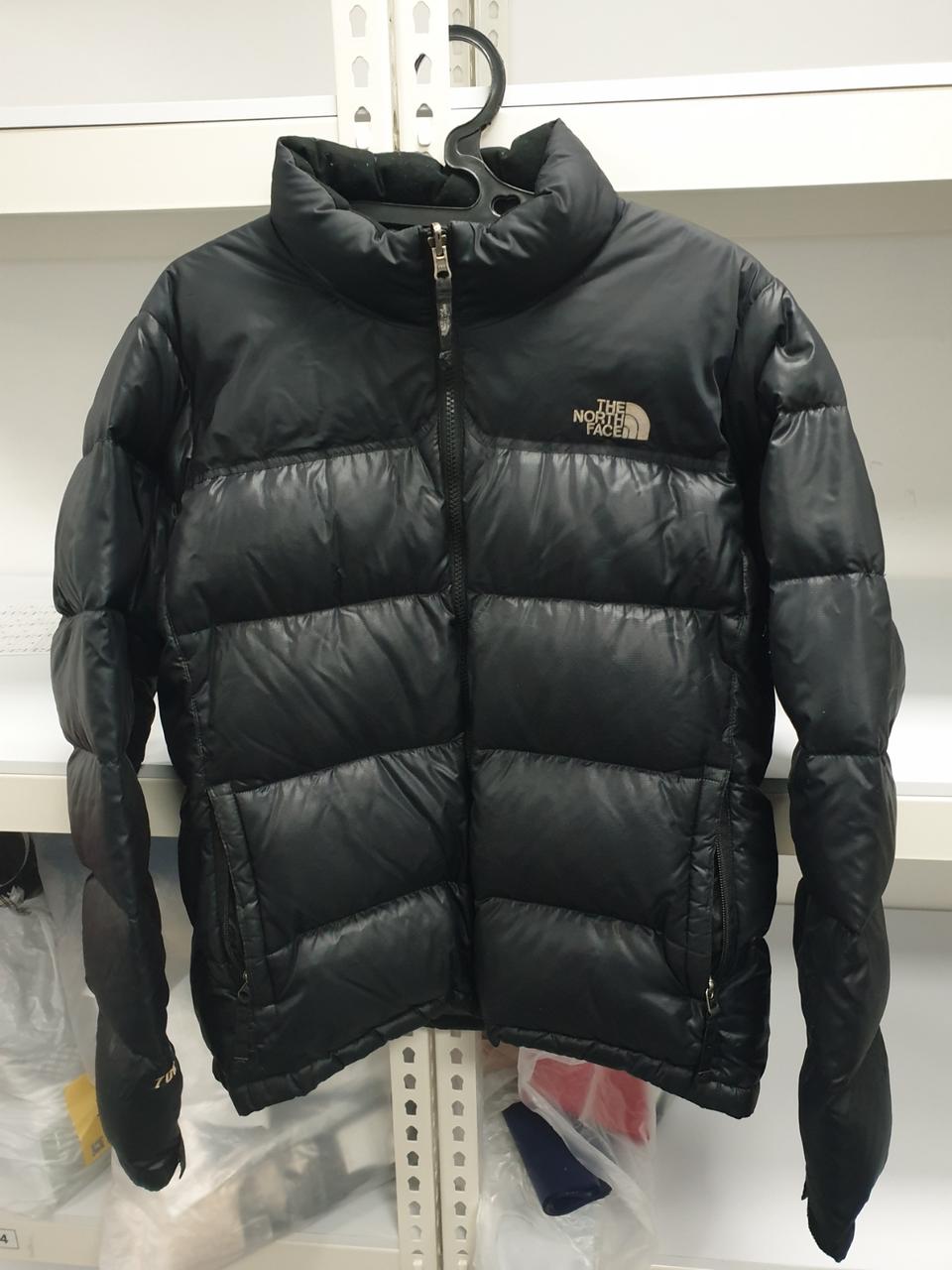 노스페이스 눕시 구스패딩 90사이즈 95-100실사이즈 팝니다