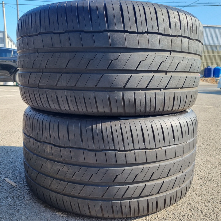 315 35 21 한국 벤투스 s1 에보3 런플랫 임판급 2짝 판매합니다