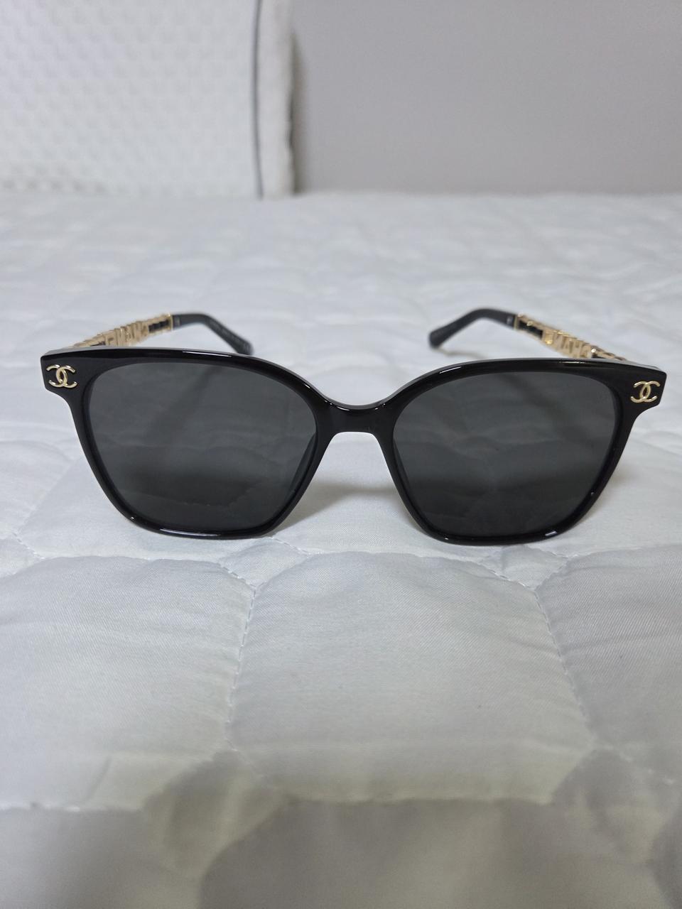 샤* 블랙 선글라스 새상품(케이스 포함)