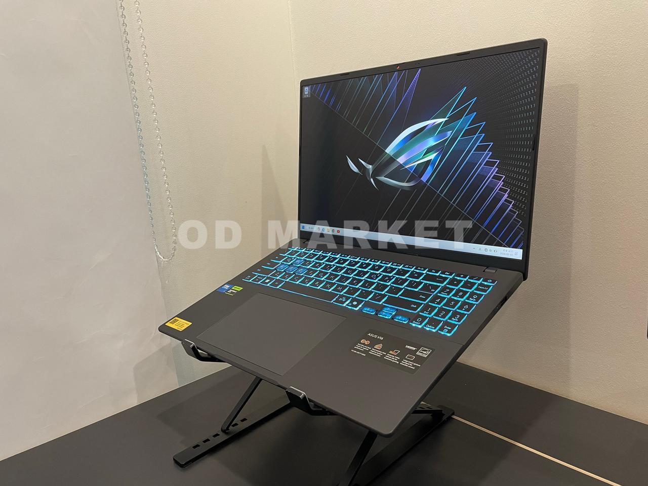 아수스 게이밍 노트북(RTX5060,16인치,144hz)