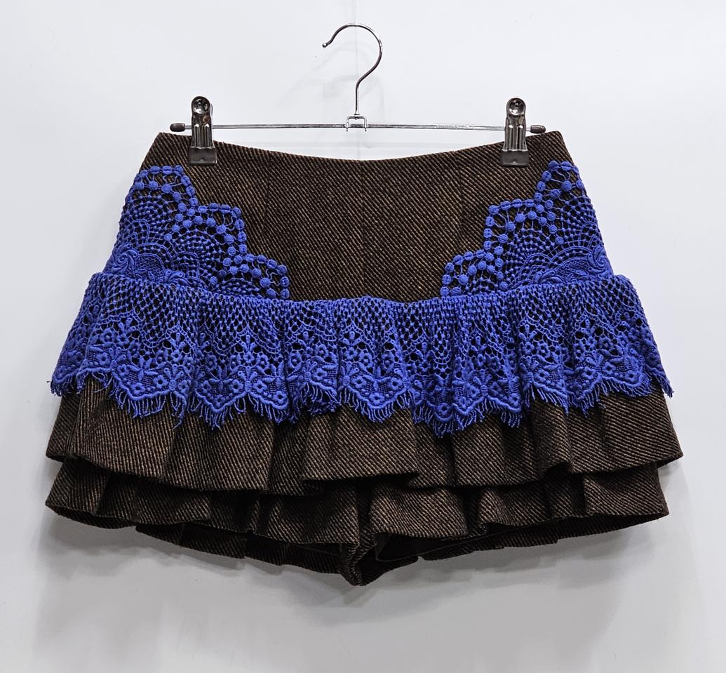 오즈세컨 프릴 치마반바지