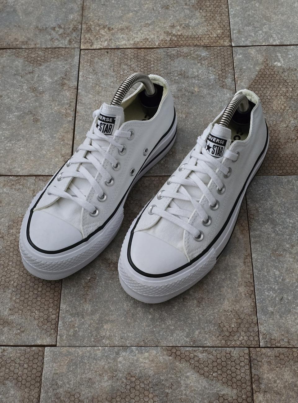 (225)컨버스 척테일러 올스타 리프트 캔버스 로우 스니커즈 운동화