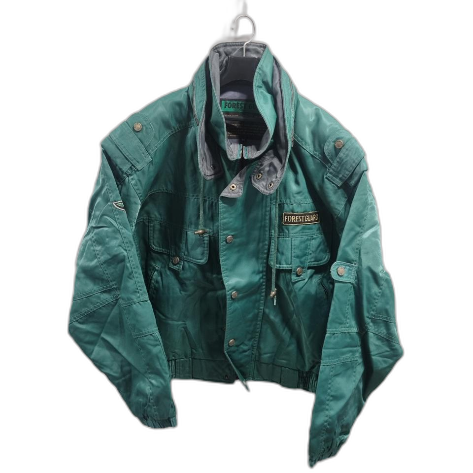 포레스트가드 그린 컬러 점퍼