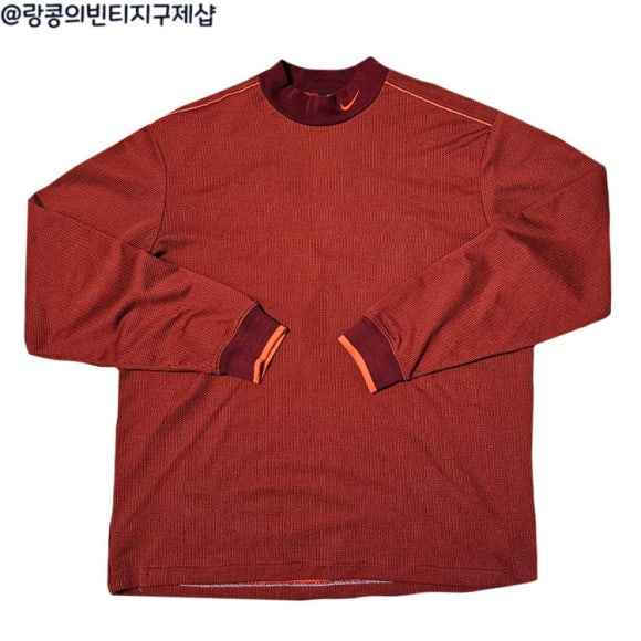 나이키 스우시 스트릿 반폴라 티