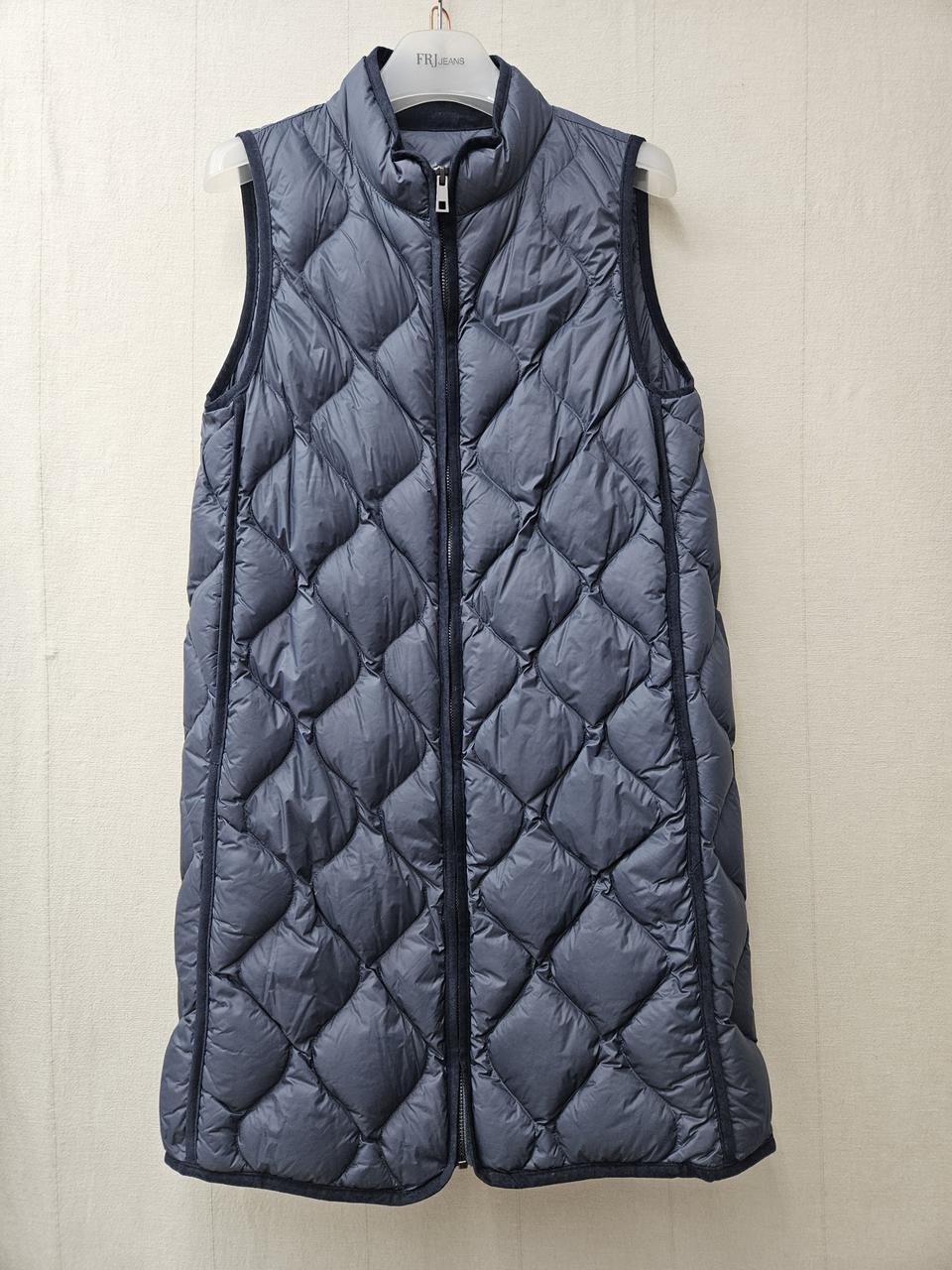 BCBG 다운경량패딩조끼