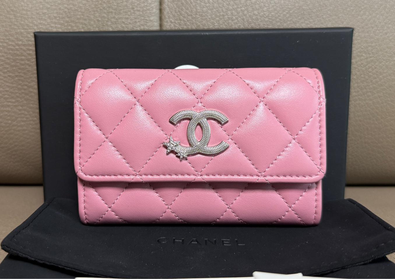 샤넬 램스킨 시즌 슈팅스타 카드홀더 카드지갑 핑크