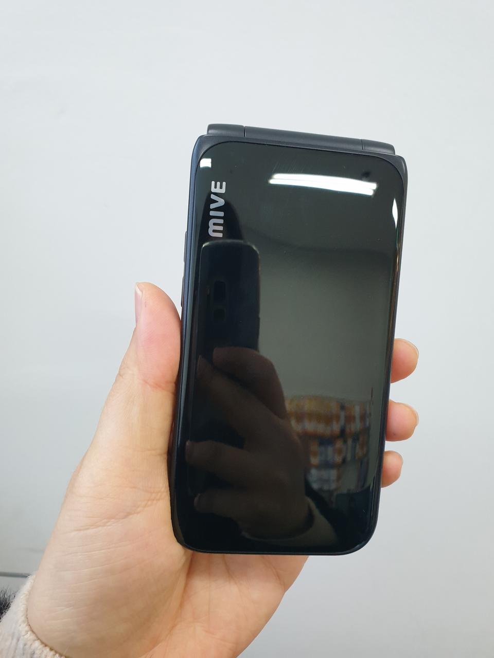 할인가능 S급)무잔상 스타일폴더 32기가 블랙 54