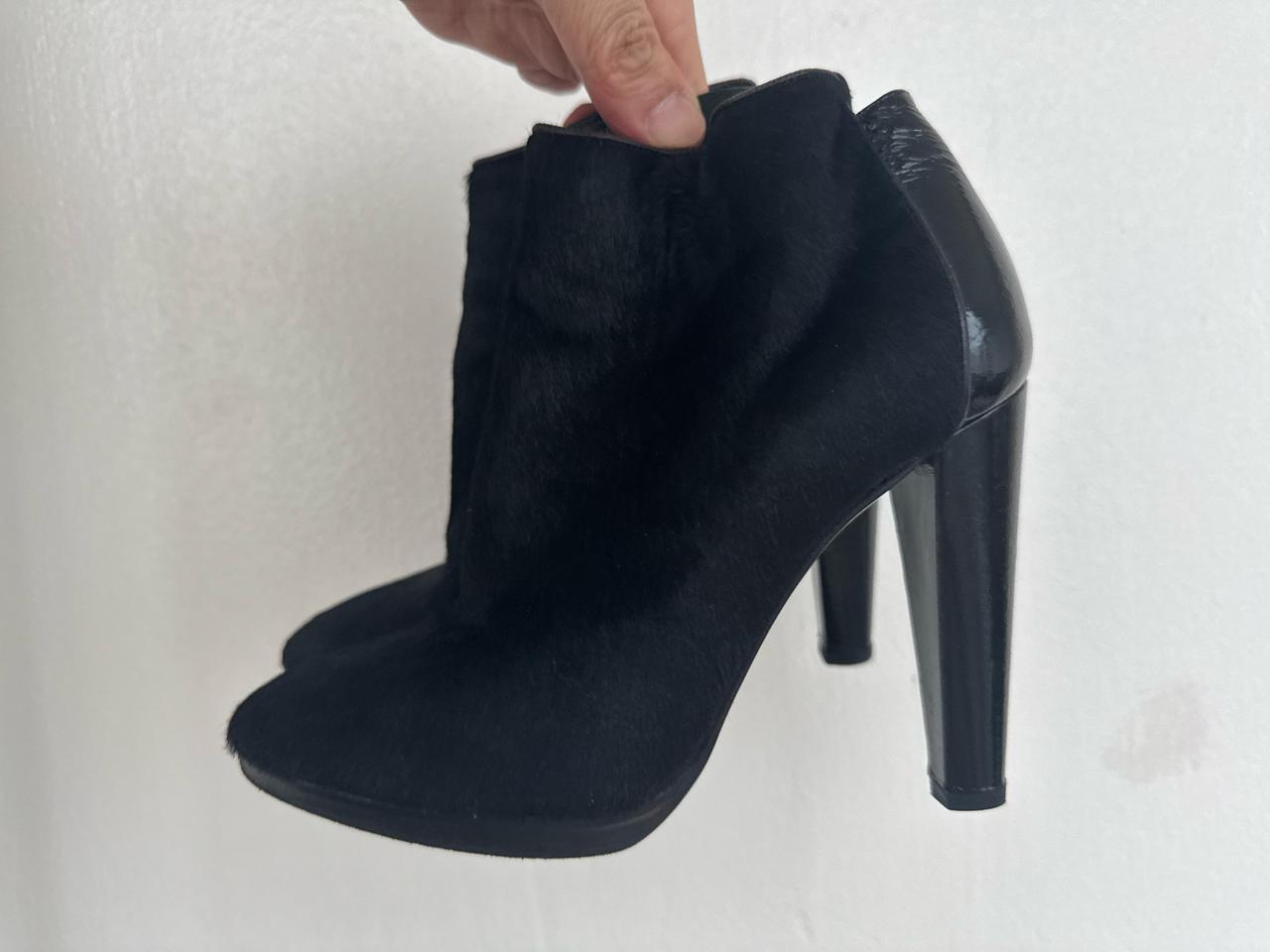 [240/36.5] 프랑스구매 피에르하디 블랙 송치 앵클부츠