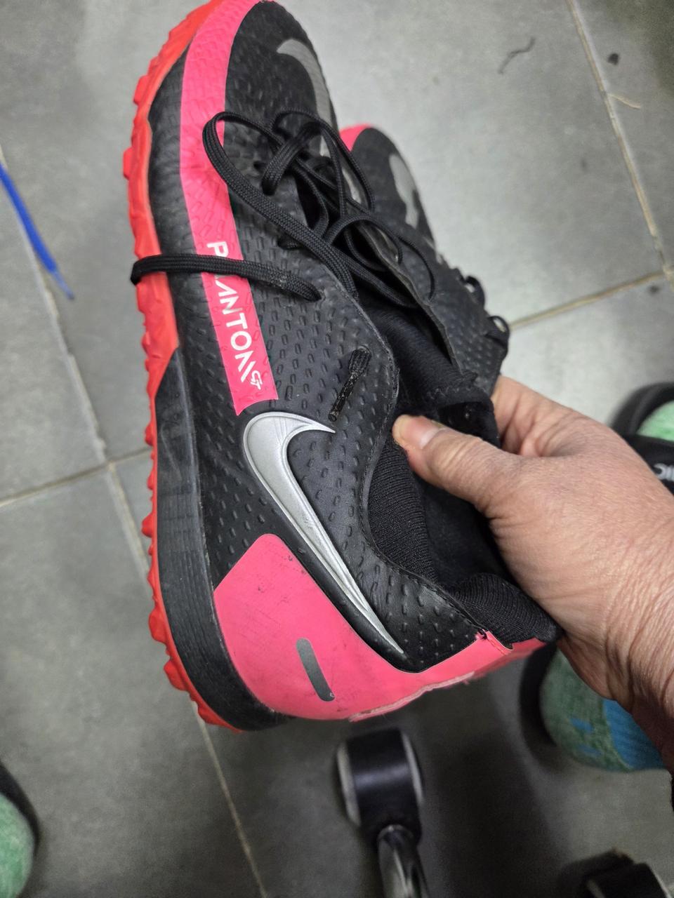 나이키 축구화 275