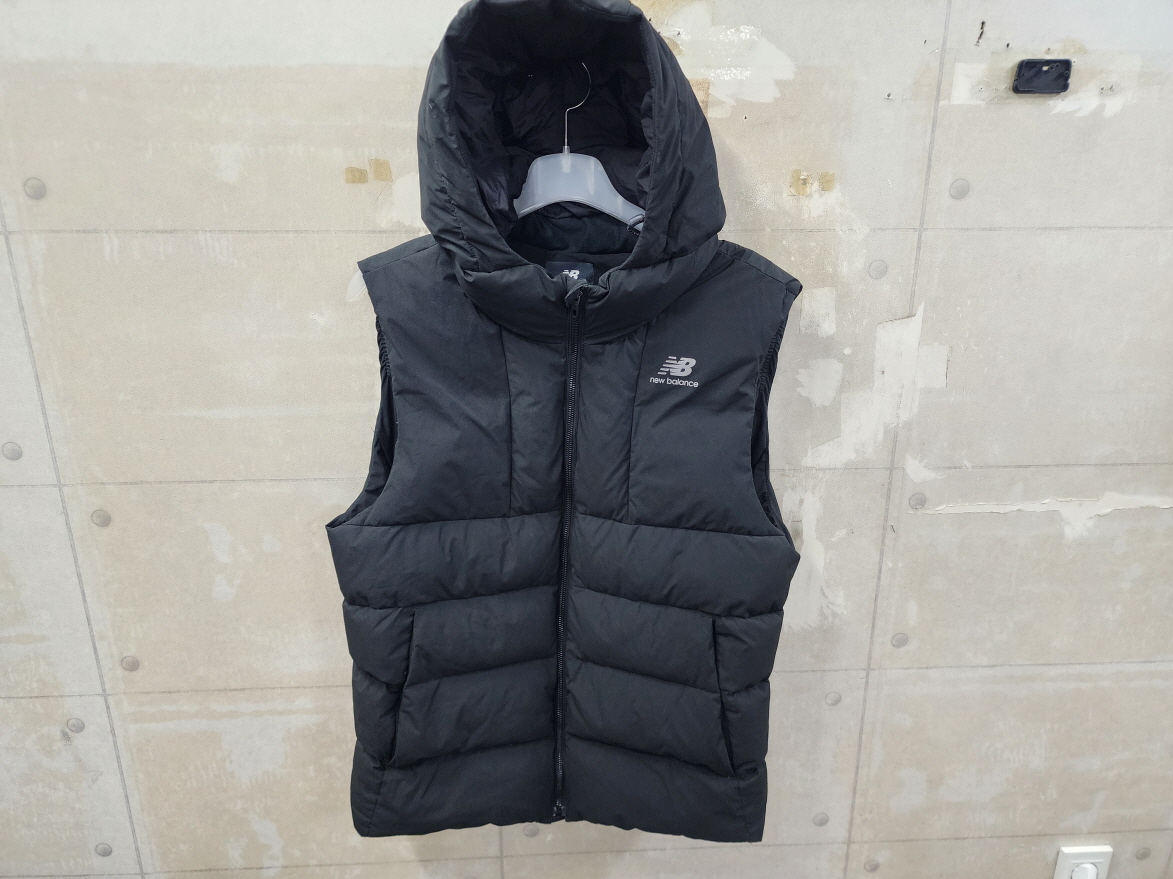 뉴발란스 정품 남성 스트레치 다운 베스트/100/상태우수