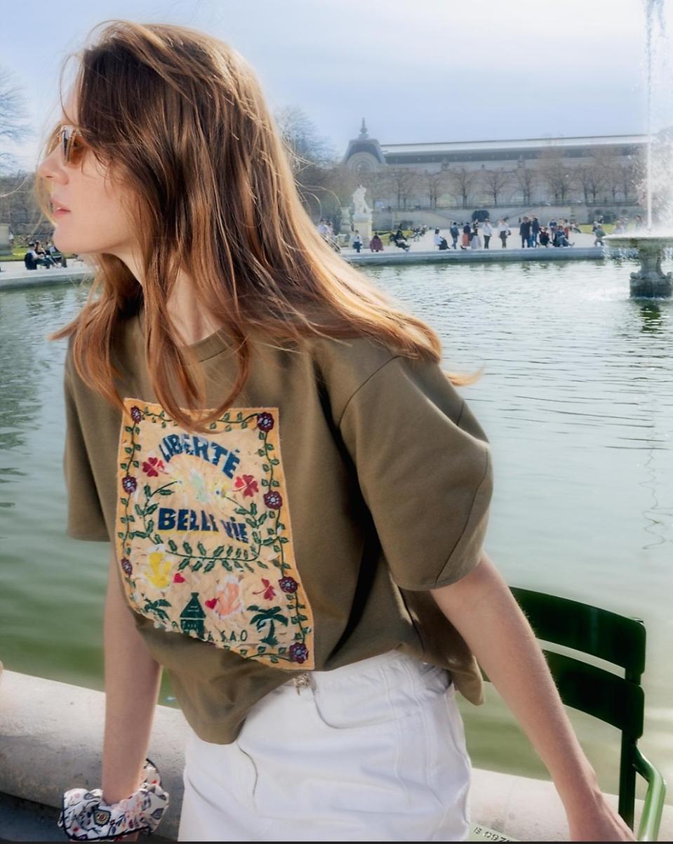 O2nd 2025 아트 패치 반팔 티셔츠 85사이즈