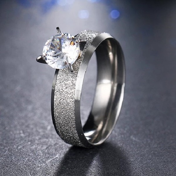 4-42. 써지컬 스틸/플래티늄 플래팅/지르콘 2캐럿 반지