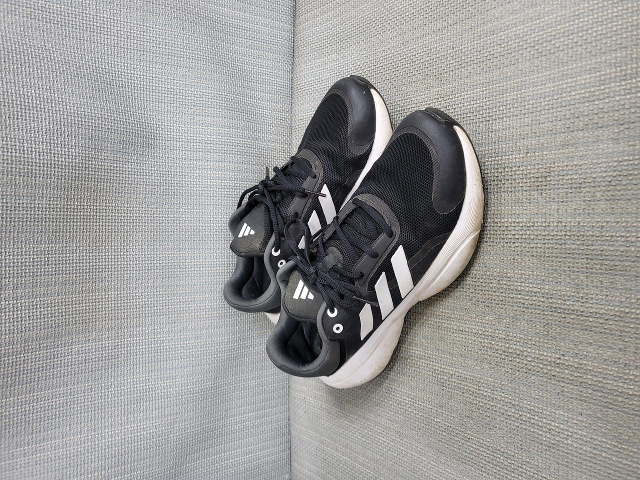 아디다스 런닝화 255