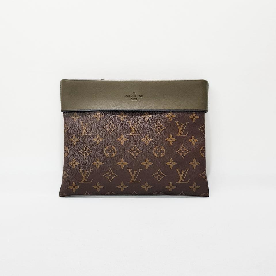 정품) 루이비통 모노그램 튈르리 클러치백 M64035