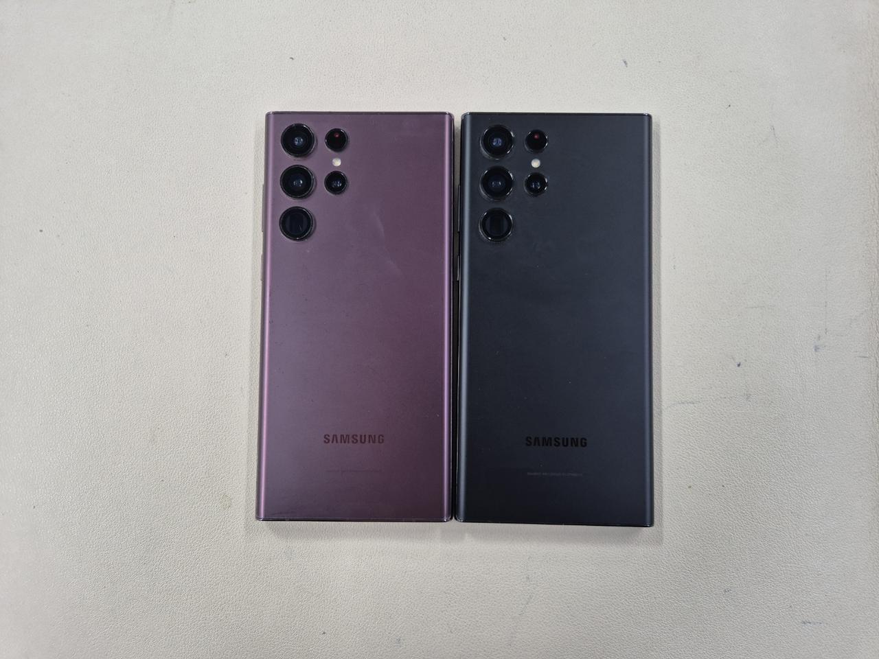 갤럭시s22울트라 256G  무잔상 액정상태굿 상태굿 ^^