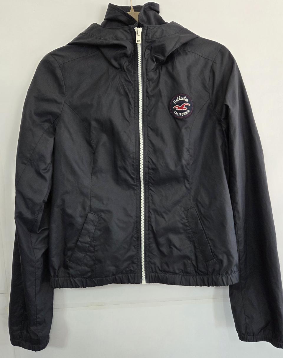 홀리스터 블랙 색상 후드 바람막이 점퍼