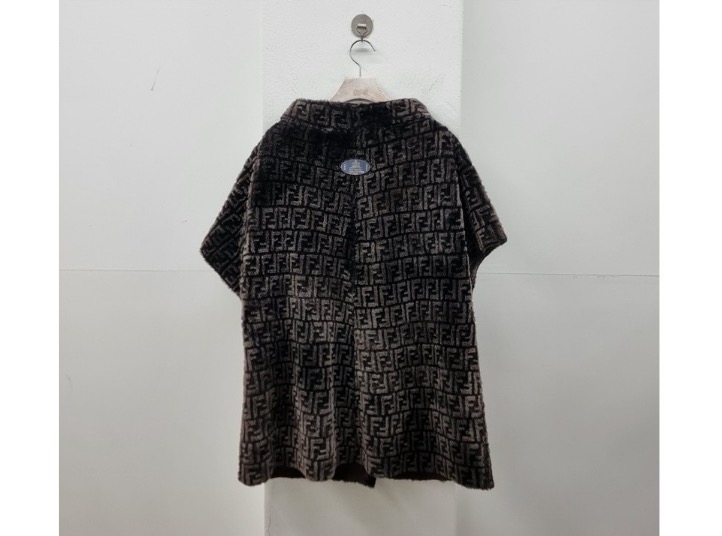 FENDI 펜디 (양면)리버시블