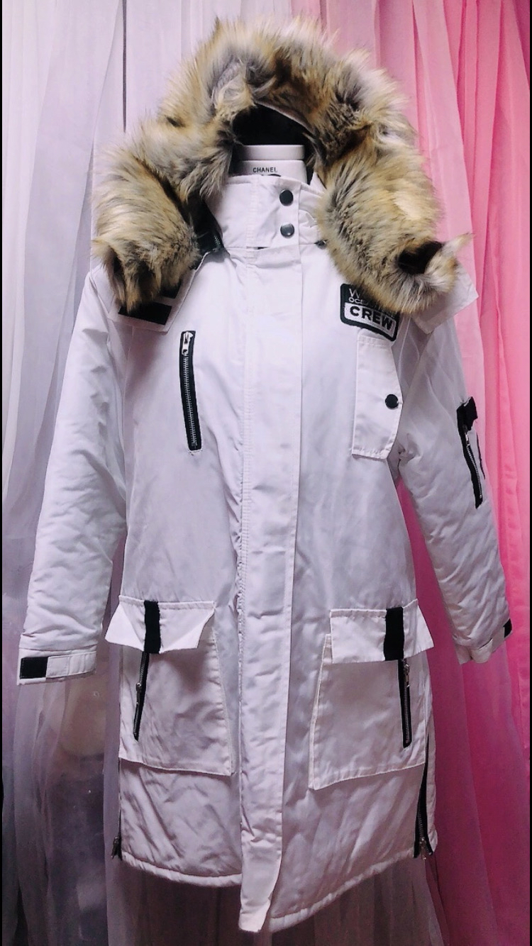 퍼 풍성한 화이트 패딩 팝니다(새상품) 프리사이즈